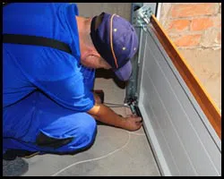 HighTech Garage Door Milwaukee, WI 262-421-4866 HighTech Garage Door Milwaukee, WI 262-421-4866 - side-bar-g-door-spring-service